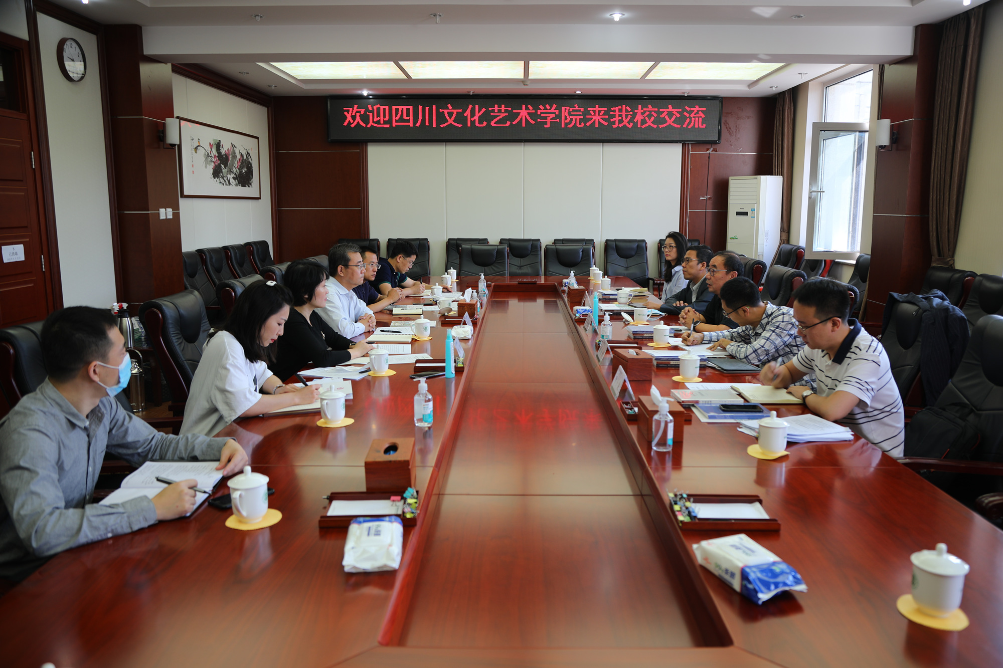 川蜀文化融思政，藝術(shù)課堂譜新篇——四川文化藝術(shù)學(xué)院副董事長(zhǎng)王星原一行到訪我校記略